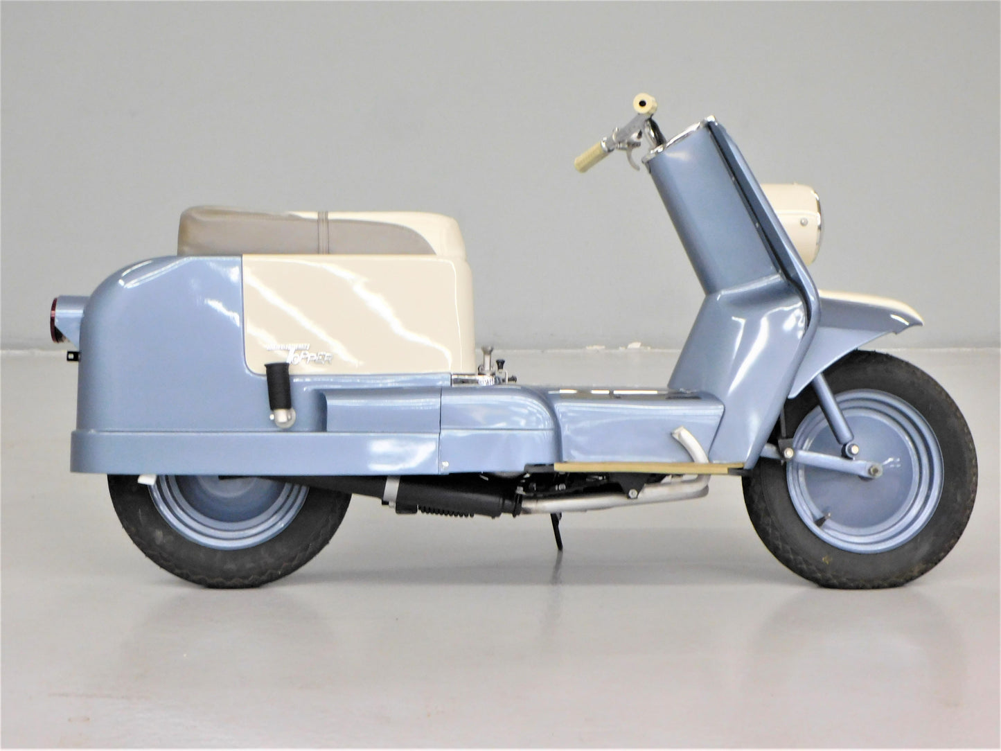 1960 Harley Davidson Topper