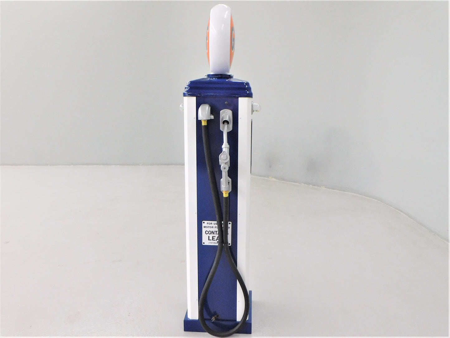 STK 10238 Reproduction Gulf Gas Pump
