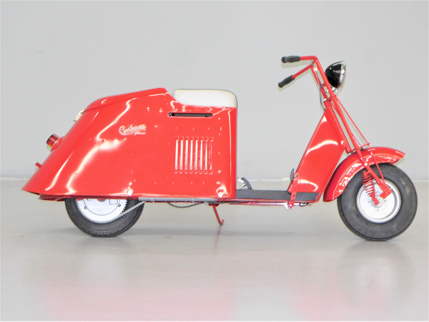 1953 Cushman Model 62-85 Pacemaker