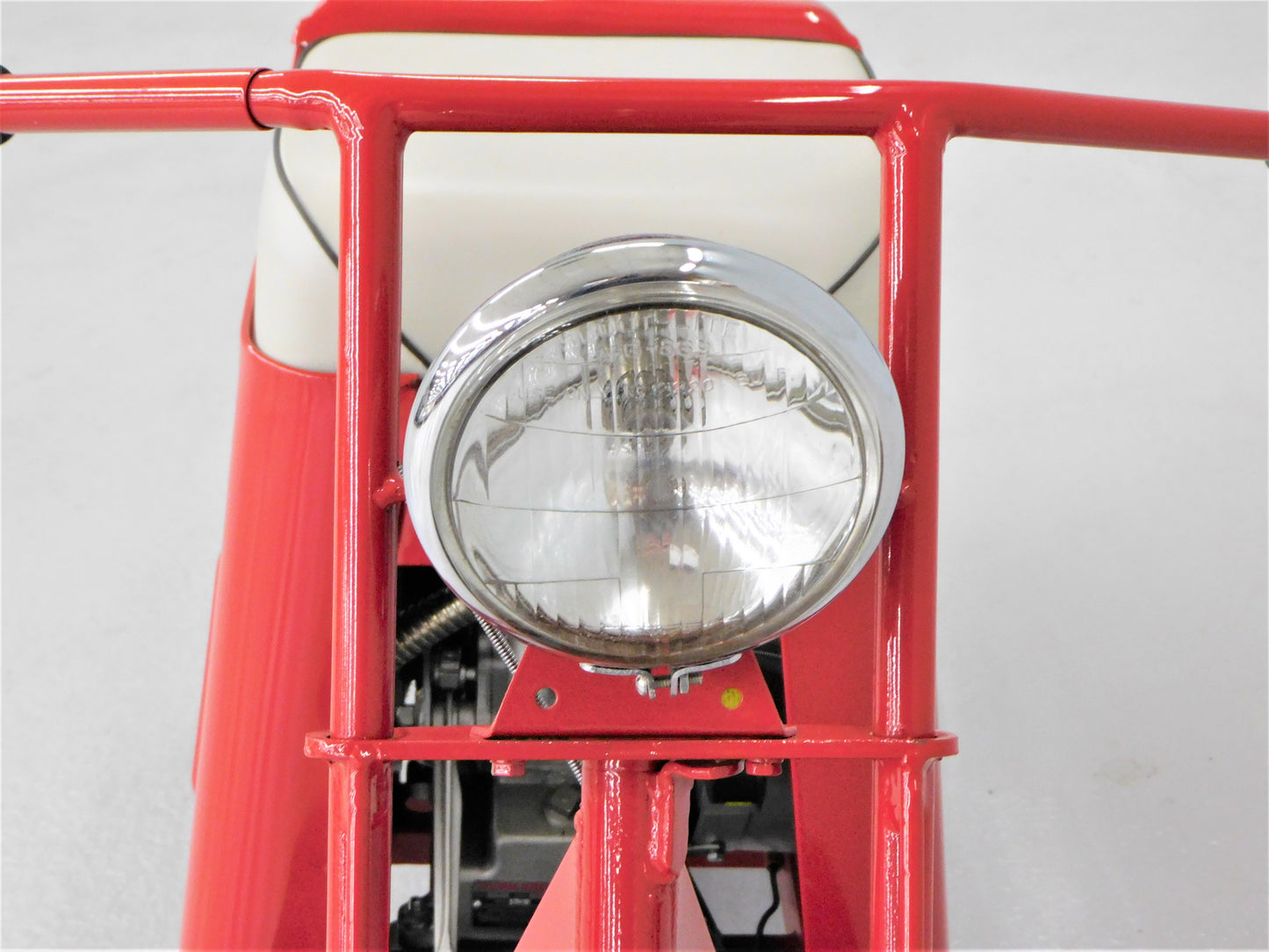 1953 Cushman Model 62-85 Pacemaker
