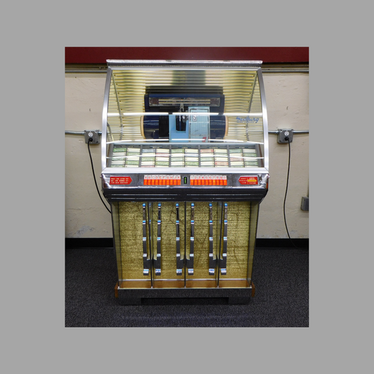 STK 10029  1954 Seeburg Model R Jukebox