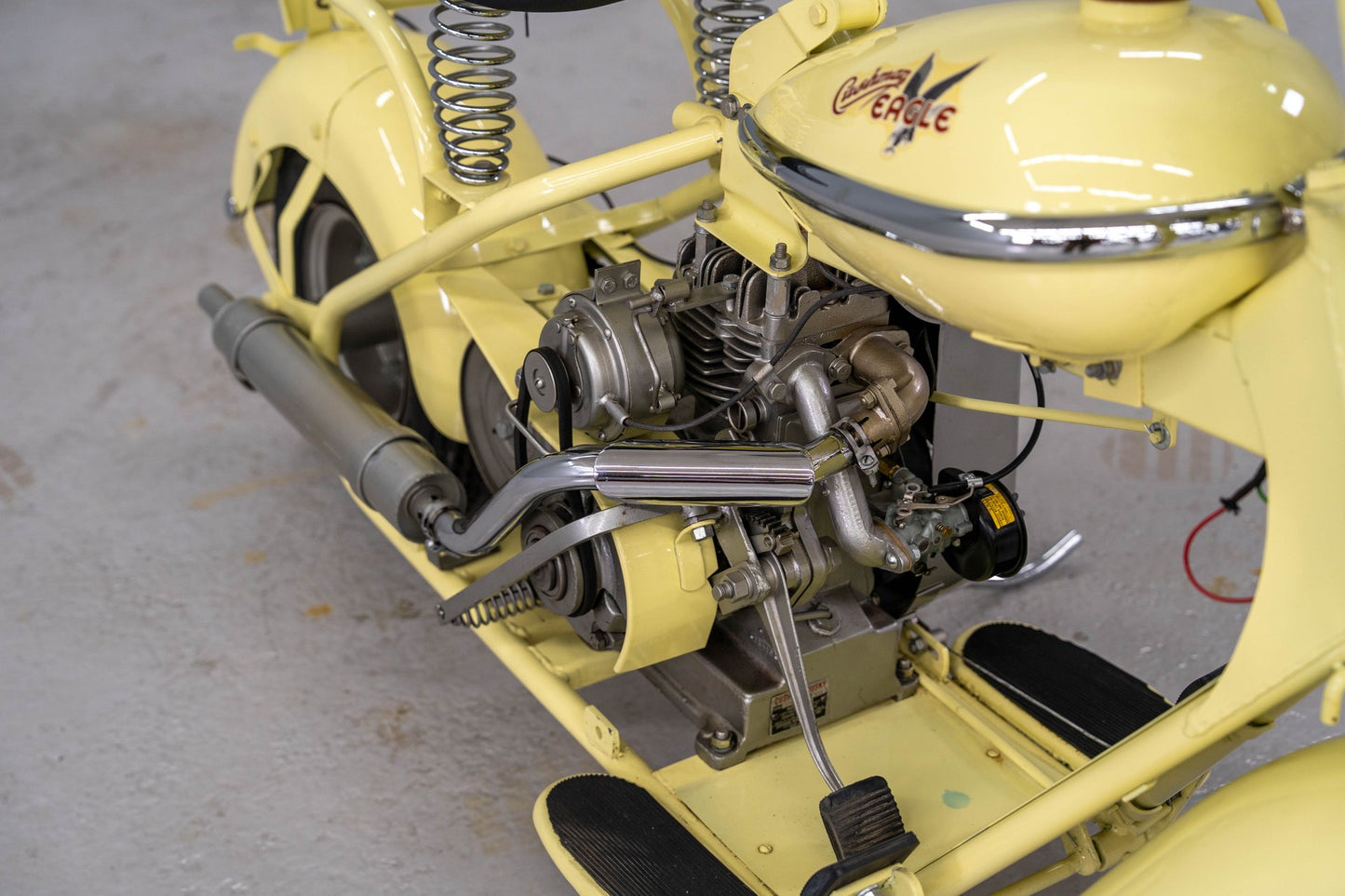 Stock #10476-1951 Cushman Eagle 765