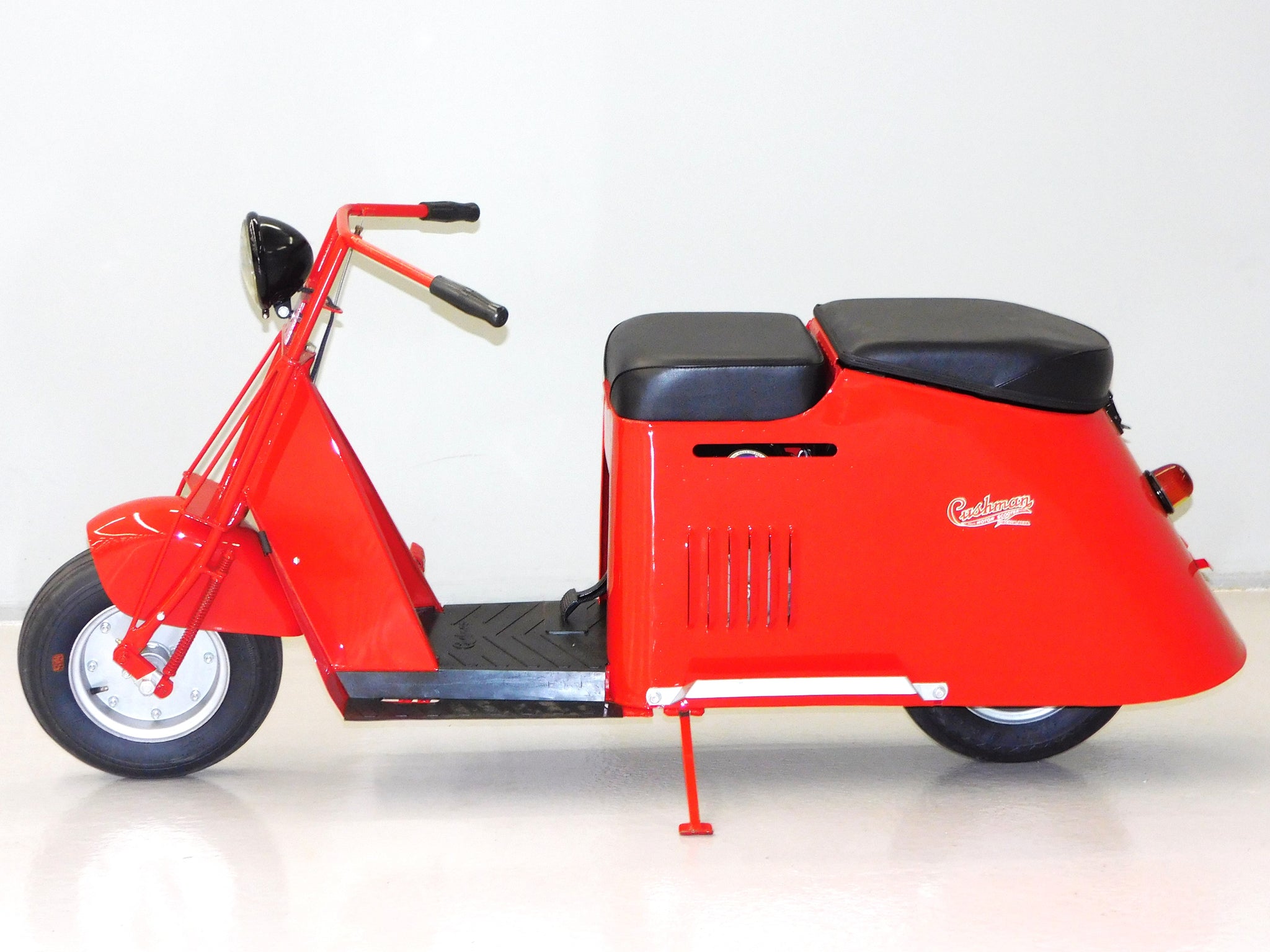 1945 Cushman Model 52 Auto Barn Classic Cars