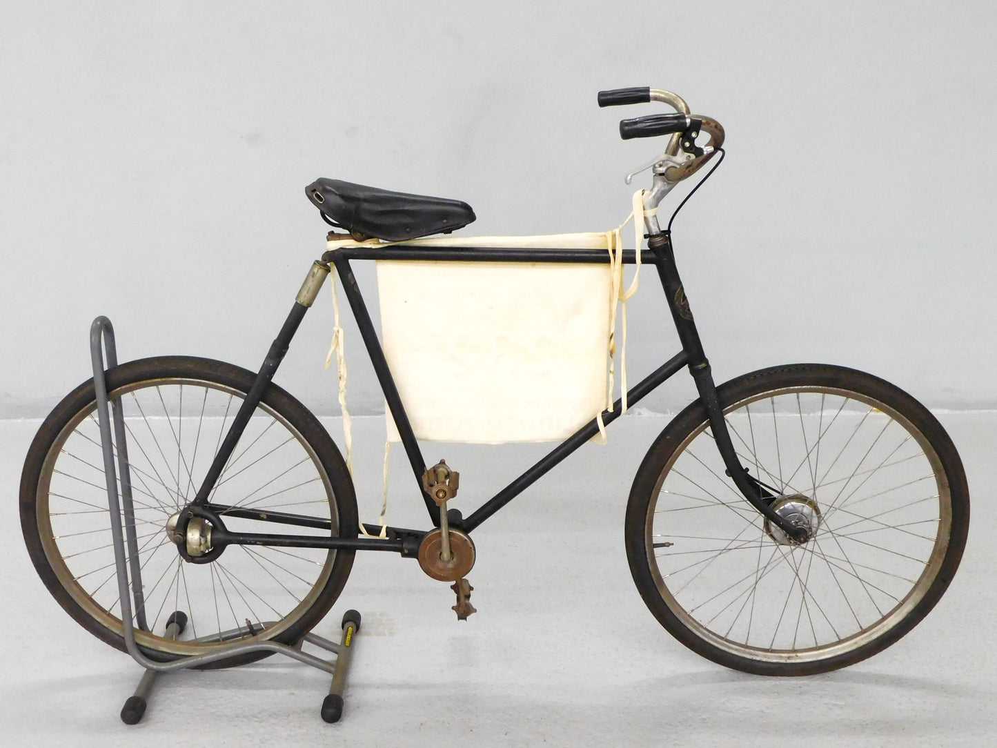 1903 Columbia Chainless Bicycle