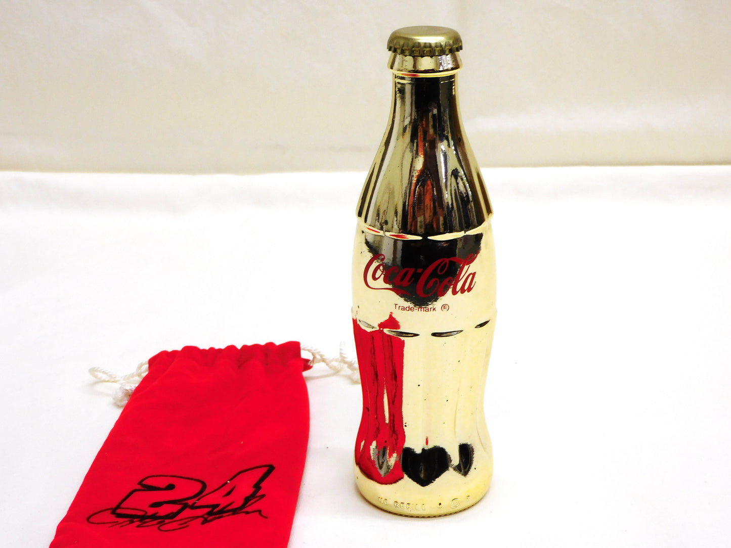 STK 10431  1994 Gold Jeff Gordon Coca-Cola Bottle