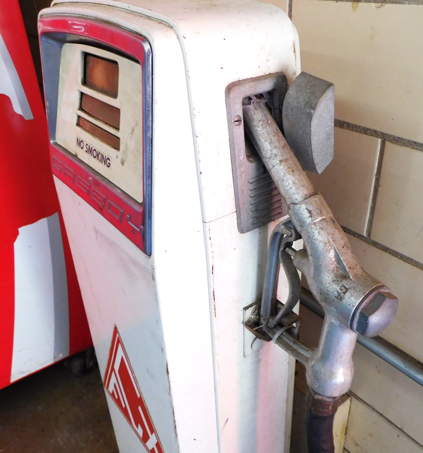 STK 10380  1960s Gasboy Model 290 Gas Pump