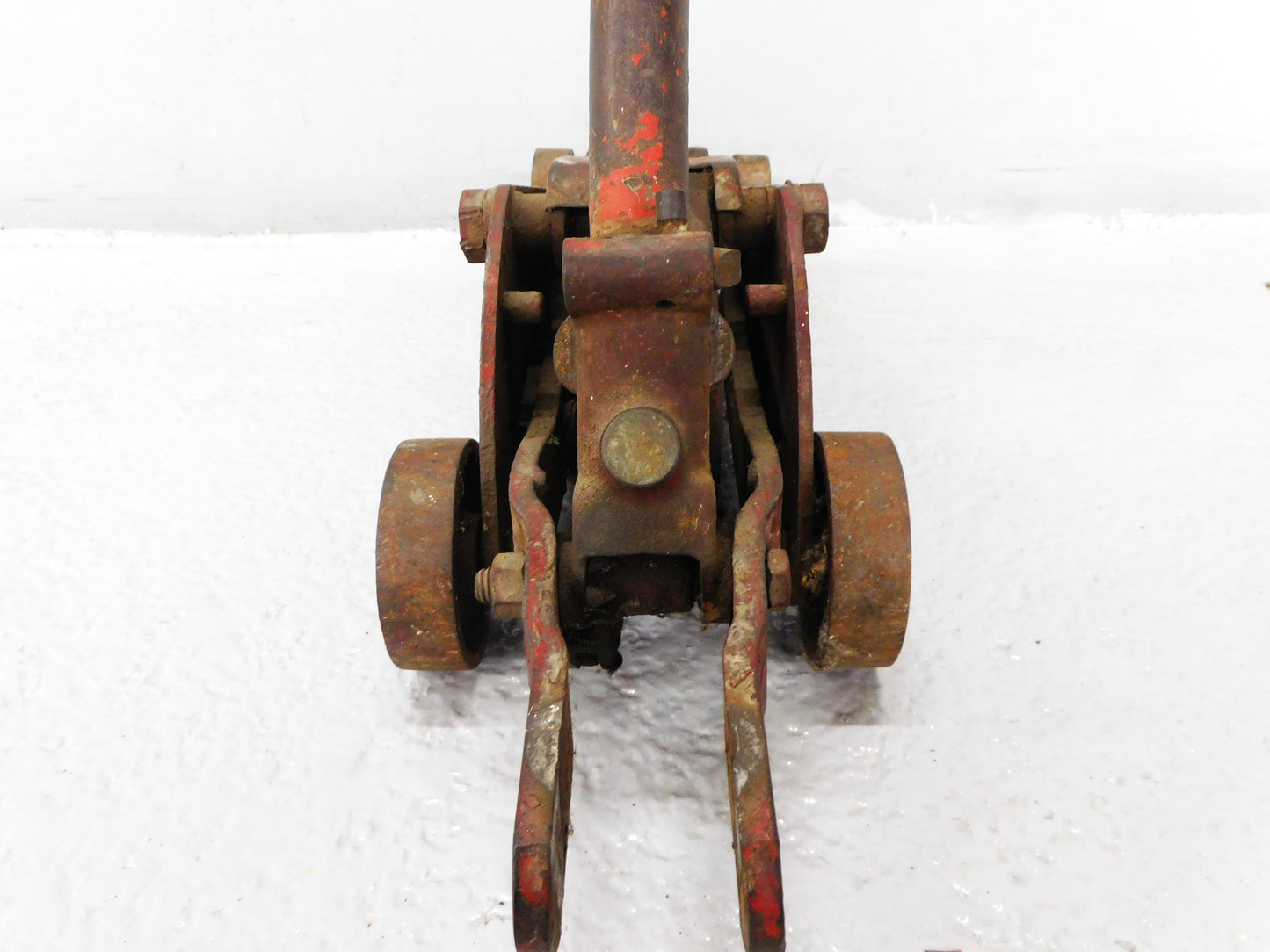 STK 10372  Vintage Mechanical Floor Jack