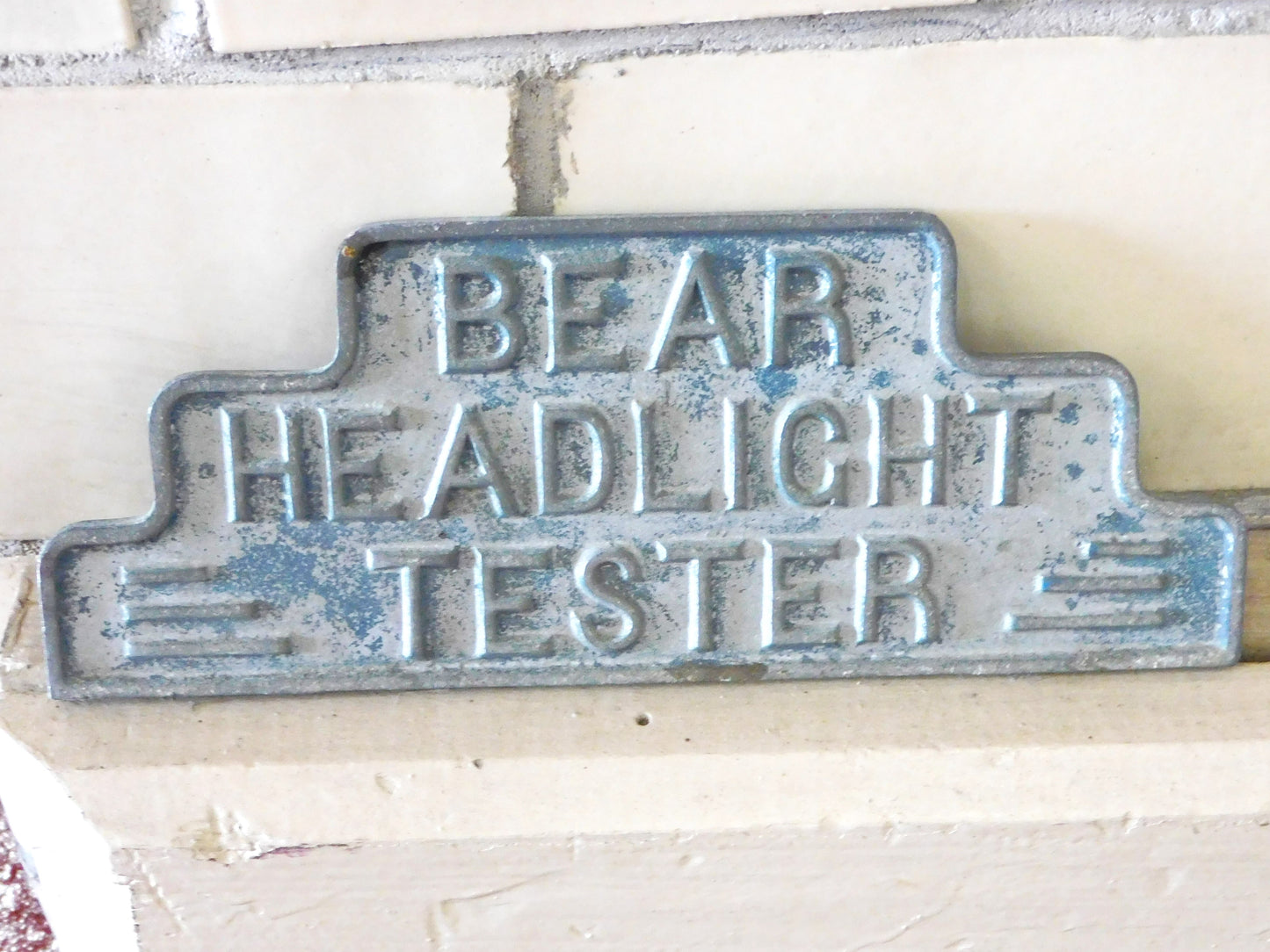 STK 10369  Vintage Bear Headlight Tester