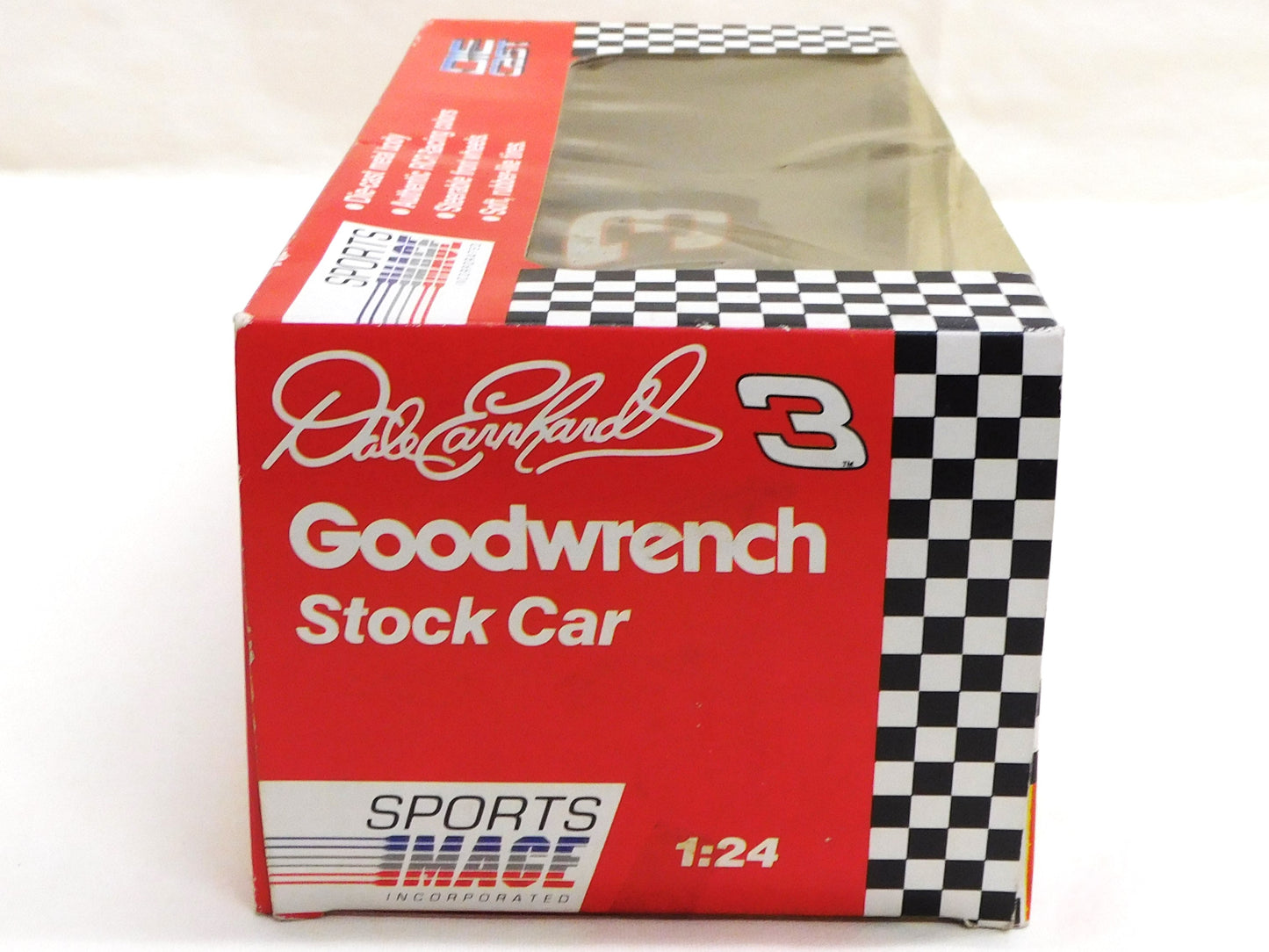 STK 10439 Dale Earnhardt Goodwrench Stock Car