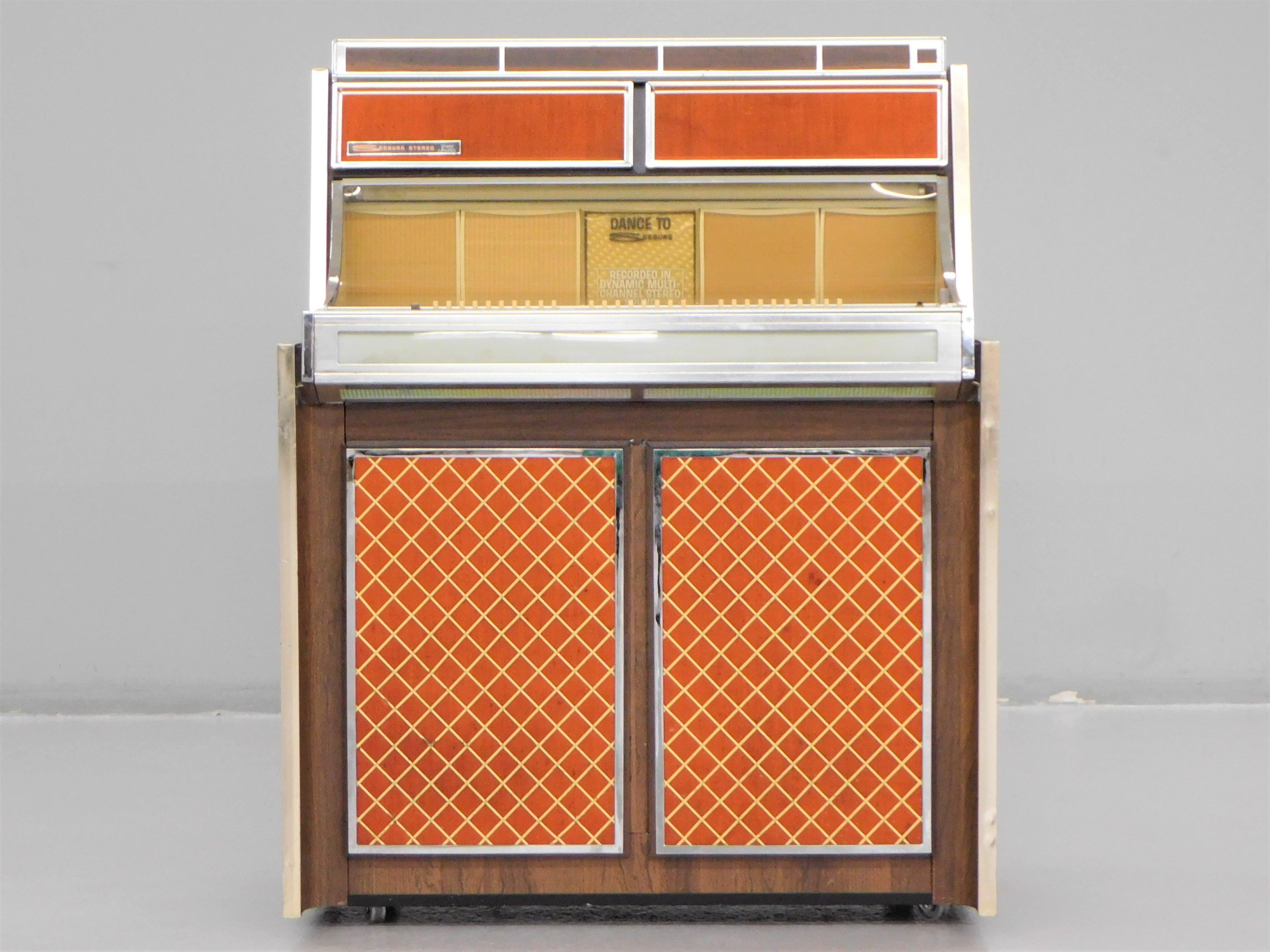 シュガーページ STK 10300 1964 Seeburg Jukebox – Auto Barn Classic Cars