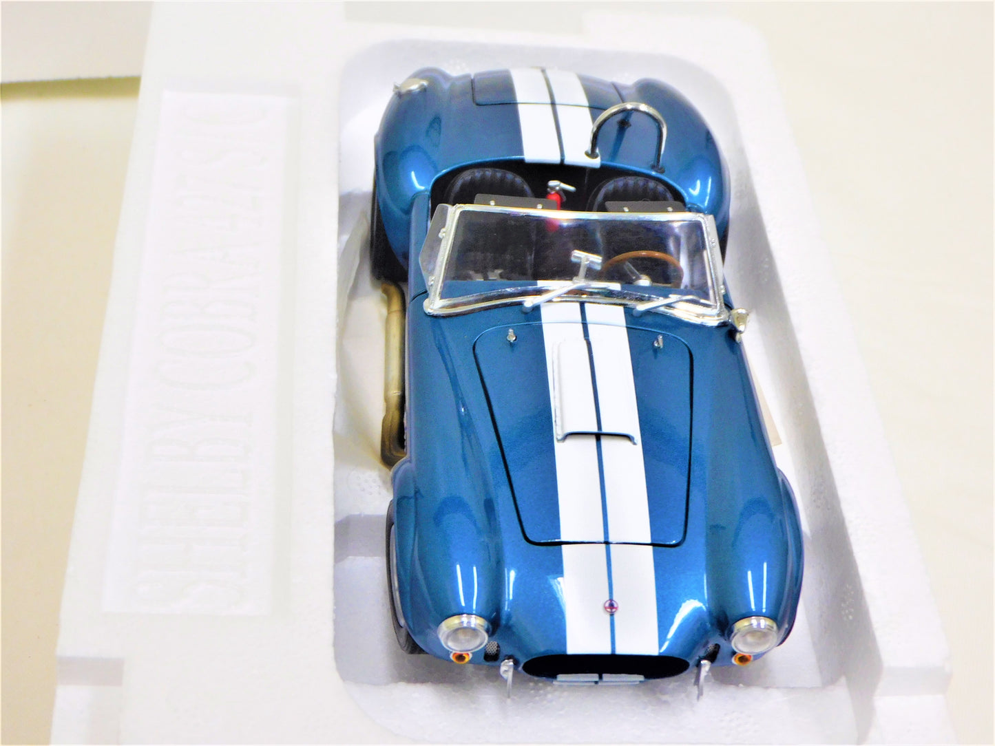 WIX 1965 Blue Shelby Cobra 1/24 Die Cast *Price Includes Tax and Shipping within the US*