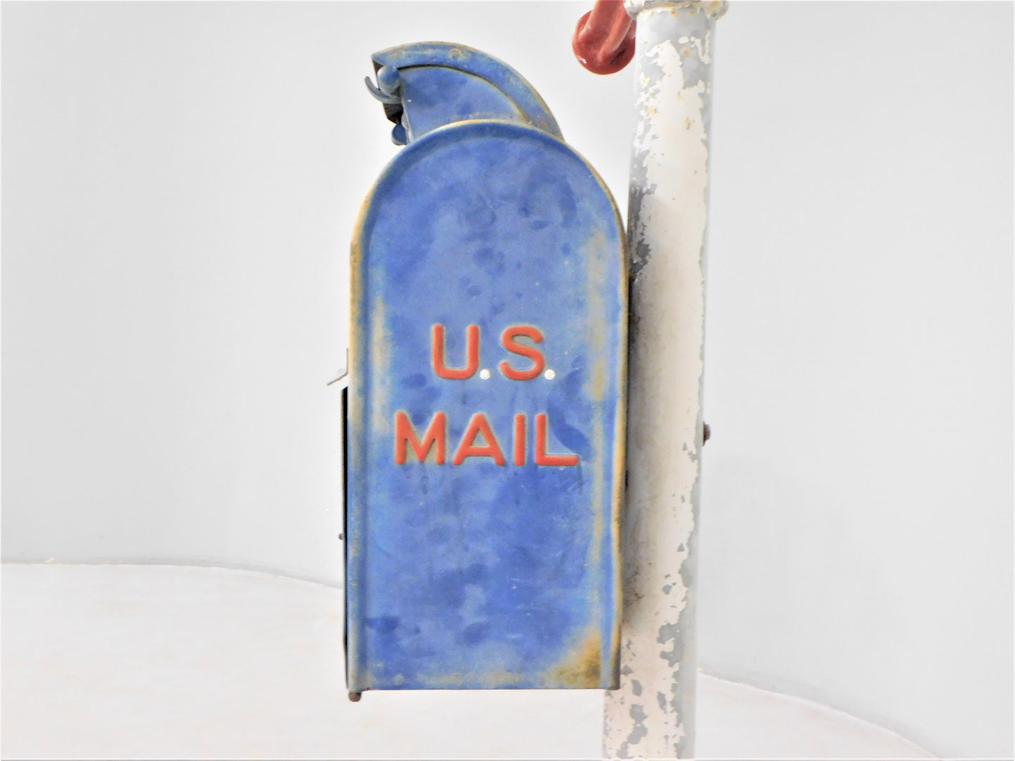 1922 US Postal Drop Box